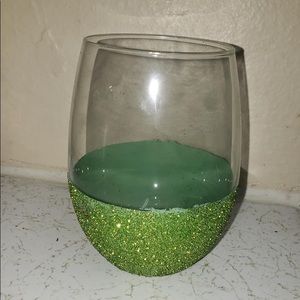 Glitter stemless wine glasses